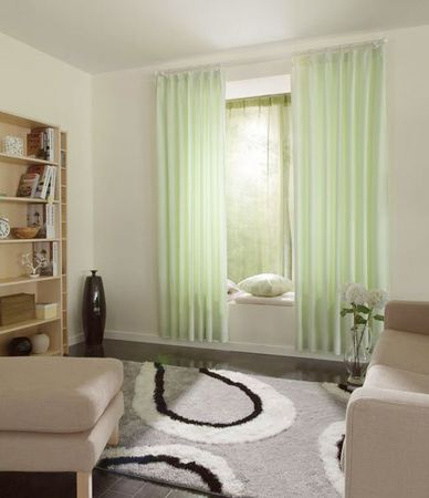 ��ɫ��������