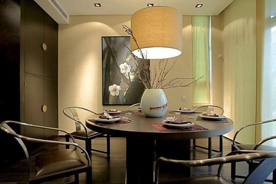 中式风格装修的餐厅