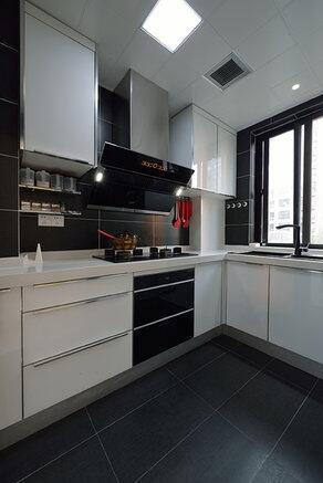 三房装修奢华却低调