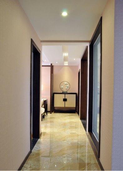 ���巿װ�޺��и��