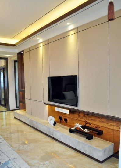 ���巿װ�޺��и��