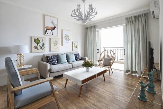 没有吊顶的客厅装修