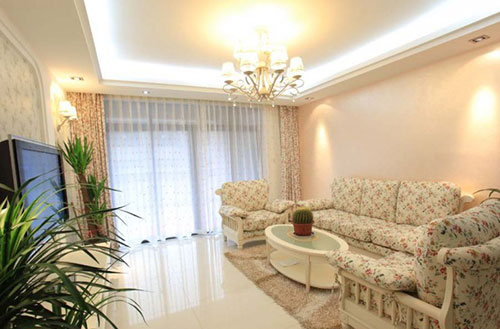 客厅吊顶装修案例