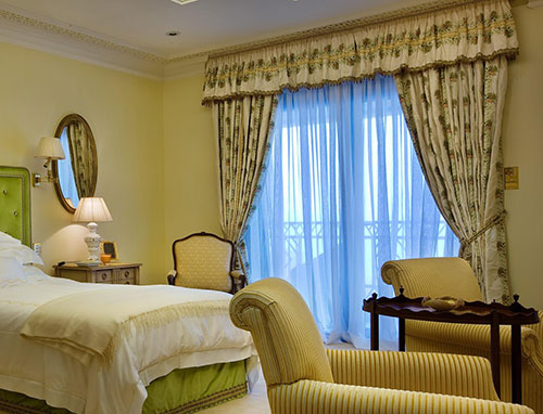 窗帘的搭配技巧