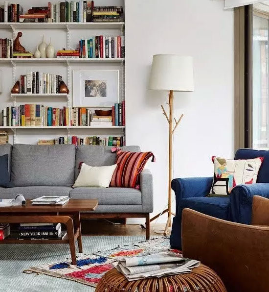 木板做木架放沙发后