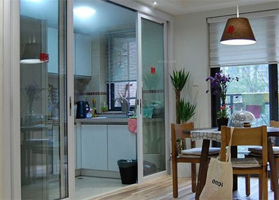 厨房推拉门脏了怎么办,推拉门清洁小技巧