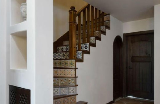 东南亚风格装修复式楼