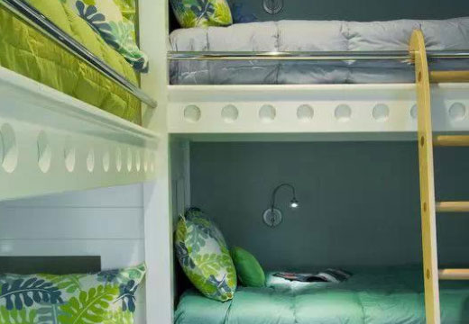 ���´�װ�ް���