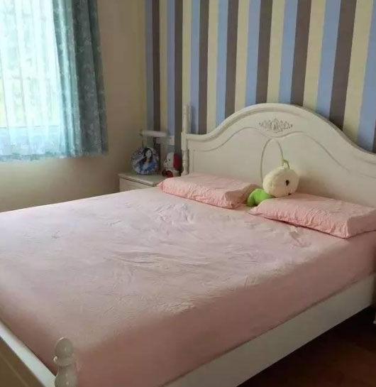 绿色隔断墙,电视背景墙