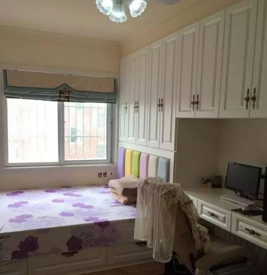 绿色隔断墙,电视背景墙