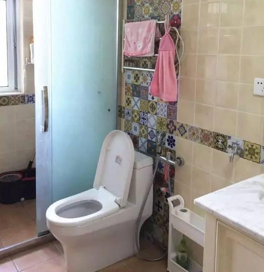 绿色隔断墙,电视背景墙