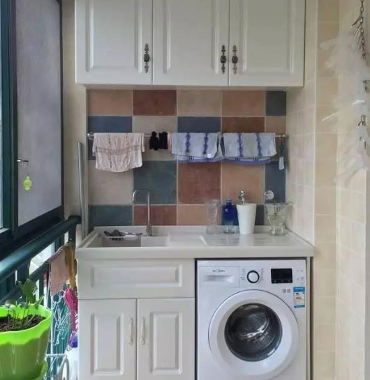 绿色隔断墙,电视背景墙