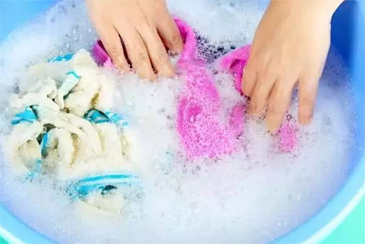 新衣服上的异味如何祛除