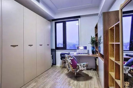 现代风格三房装修