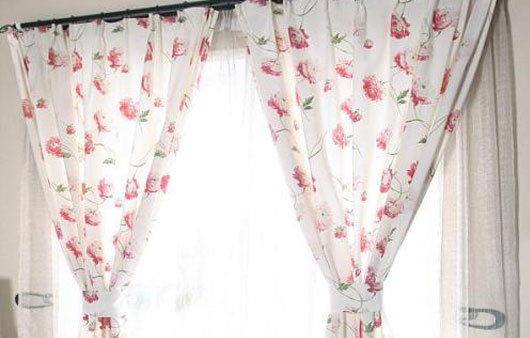 清新自然的卧室窗帘