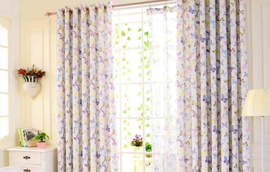 清新自然的卧室窗帘