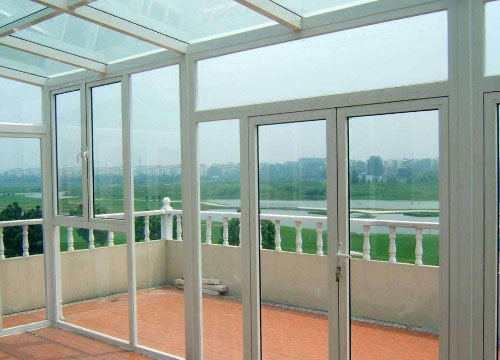 铝合金门窗挑选方法