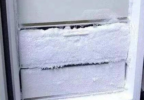 冰箱为什么会结冰