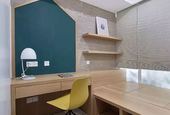 榻榻米书桌装修