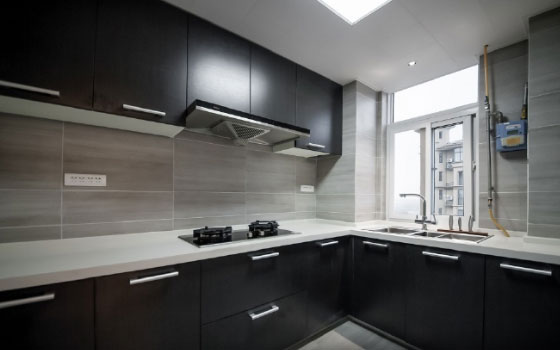 现代风格三房装修