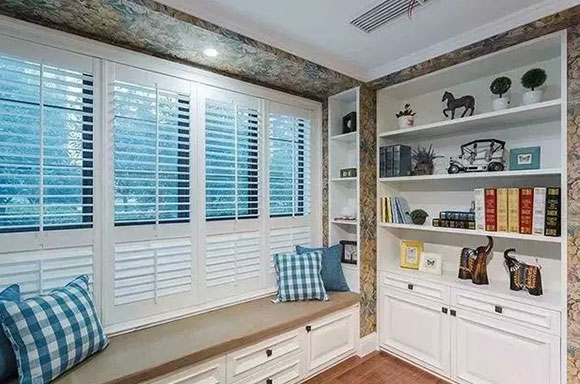 书房飘窗装修