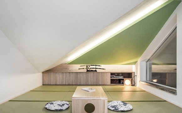 现代风格复式装修