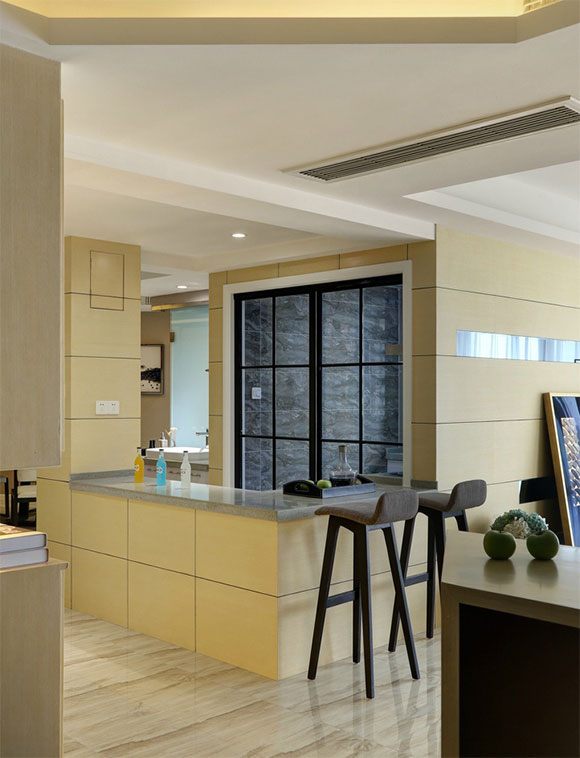 ����װ�����