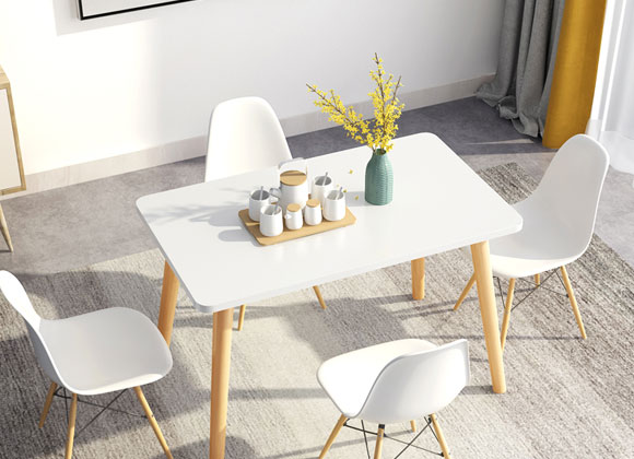 简约北欧风餐桌餐椅