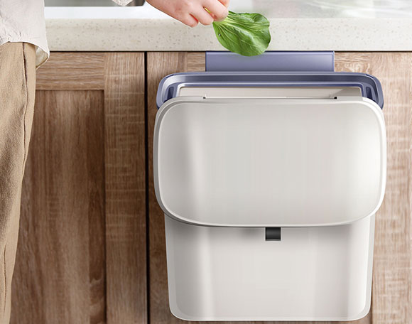 壁挂式带盖垃圾桶