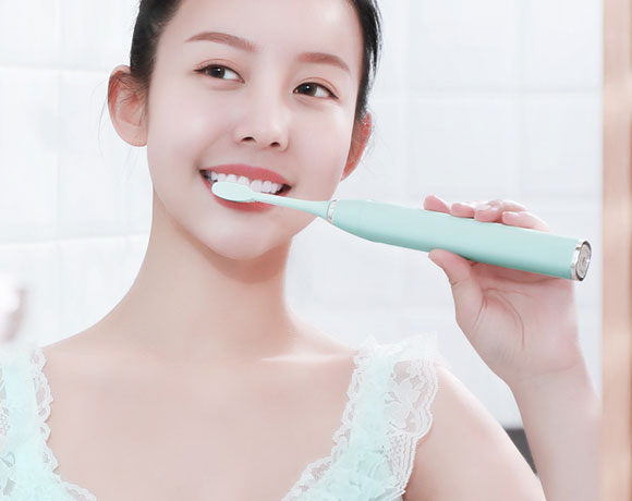 南极人充电式美白声波电动牙刷/全自动软毛防水牙刷！