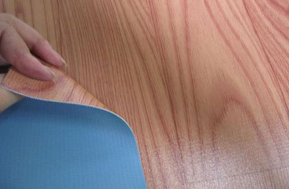 怎么判断地板革质量