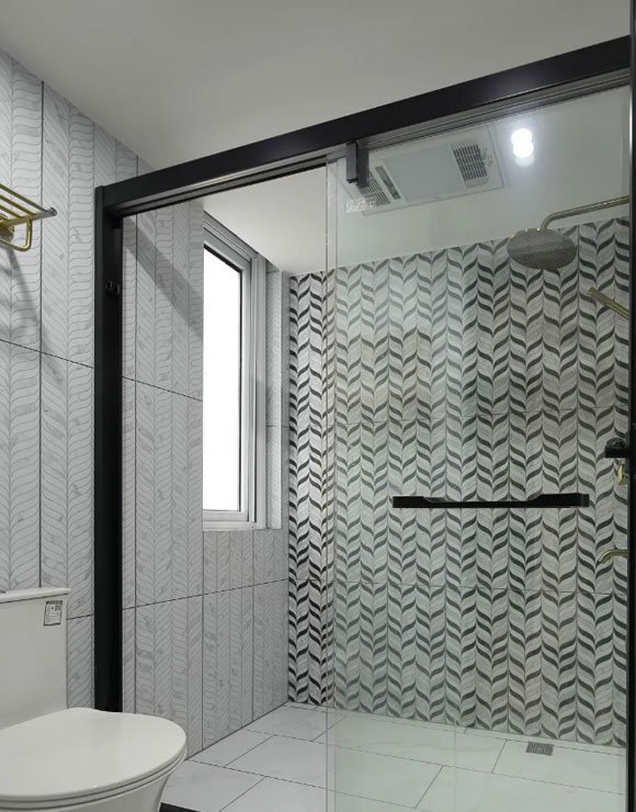 轻奢风四居室装修设计