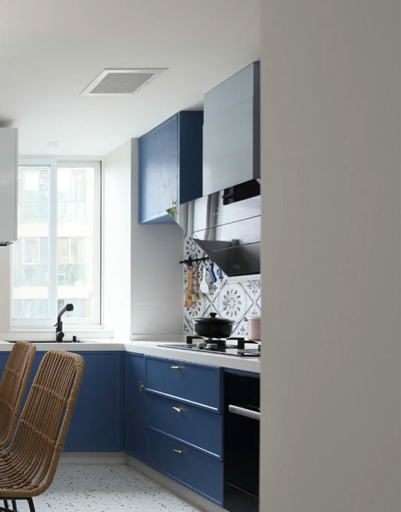 轻奢风四居室装修设计