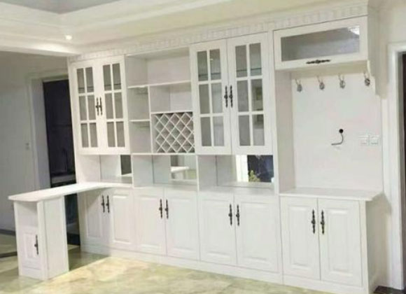 定制酒柜注意事项