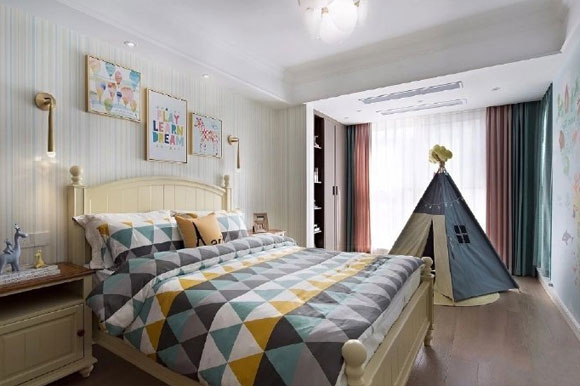 轻奢风三房装修设计