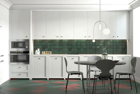 ����װ������