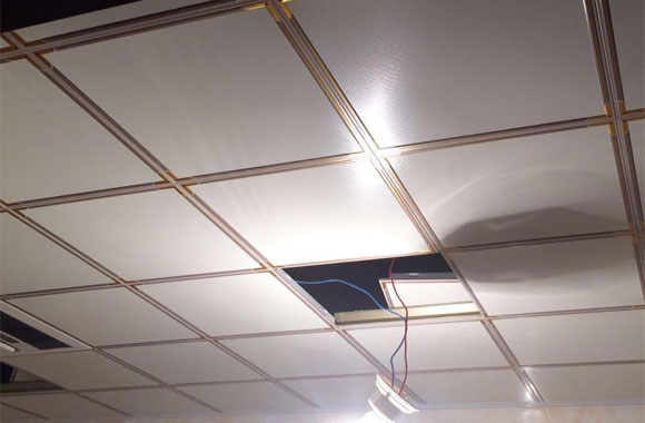 先装抽油烟机还是铝扣板吊顶