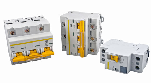 如何配置电路开关