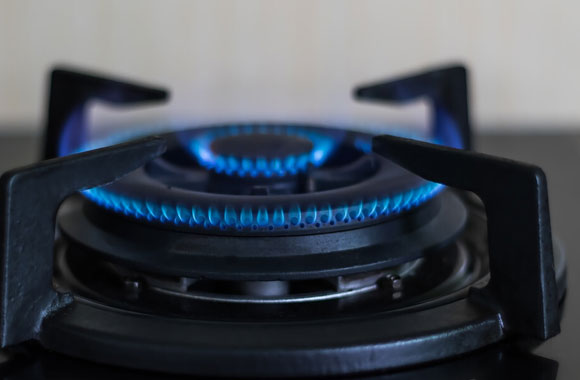 燃气灶越贵越好