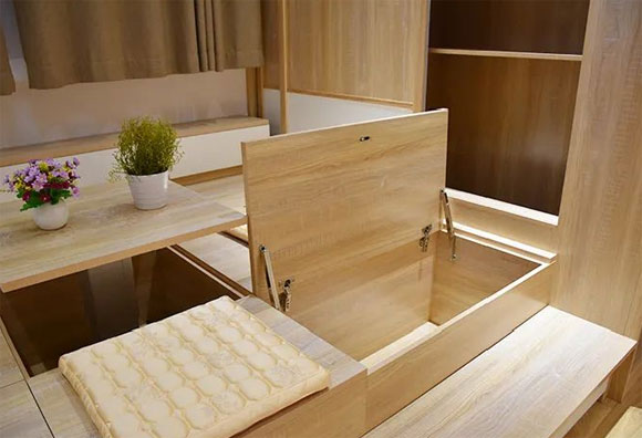 ���׸�������