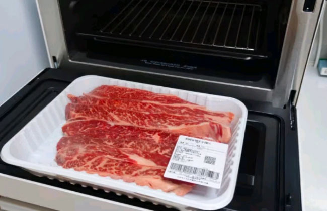 停！别再这样用微波炉了，你在吃“塑料”！